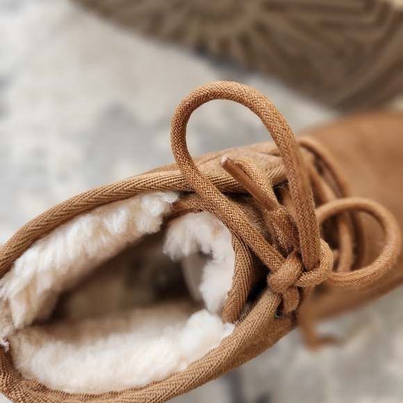 UGG Women's Brown Ankle Boots - Picture 11 of 16